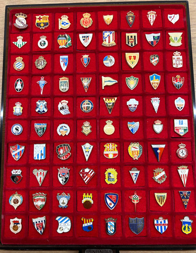 Insignia pin badge abzeichen - insignia,
